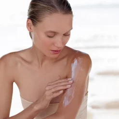 Soin Hydratant, Nourrissant, Anti-Âge>Ahava Niacinamide                Baume Corporel Teint Parfait