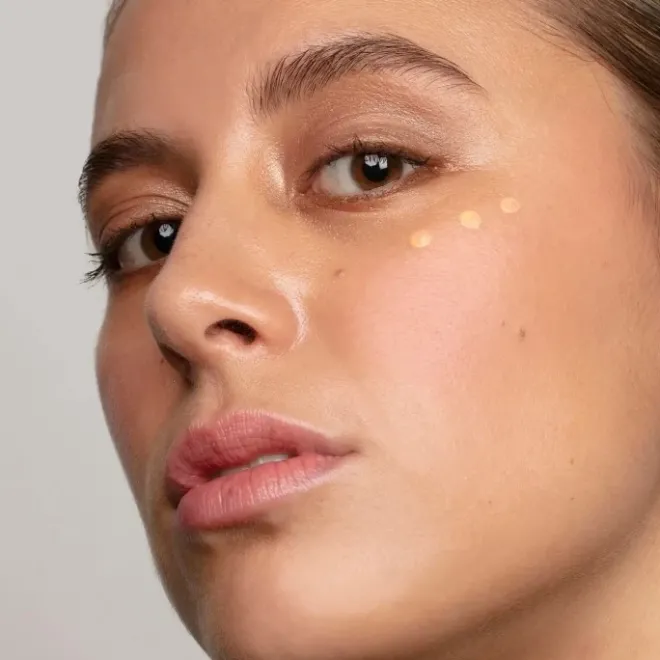 Soin Yeux & Lèvres>Antipodes Éclat d'Or                Contour des Yeux à l'Huile de Graine de Kiwi