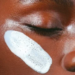 Nettoyant Visage>CLARINS Doux Nettoyant Moussant Hydratant                Peaux Normales à Sèches