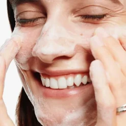 Nettoyant Visage><noscript><img width=