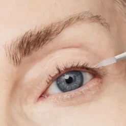 Base & Soin Des Cils><noscript><img width=