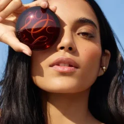 Blush><noscript><img width=